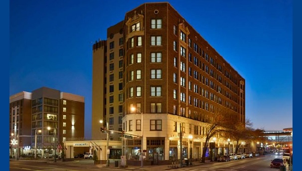 Memphis Hotels DoubleTree by Hilton Downtown